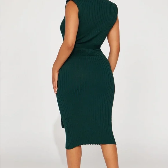 NWOT / Fashion Nova Olive Green Jane Mock Neck Midi Dress (size : S ) - Picture 4 of 8